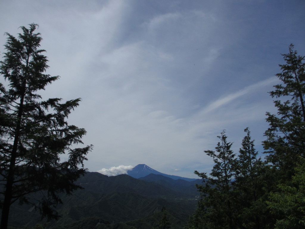 夏富士と空