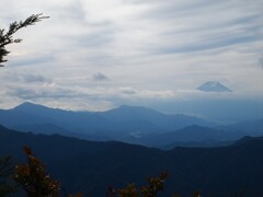雲の掛った富士山