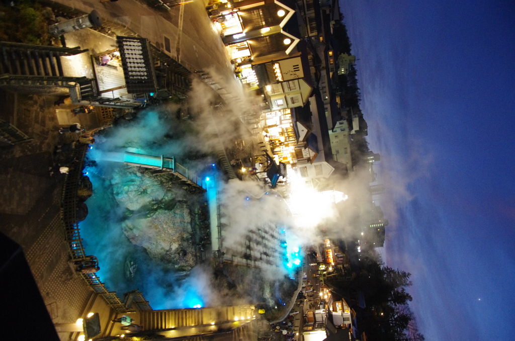 初めての夜景、ぶれてます。