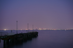 桟橋の向こう側