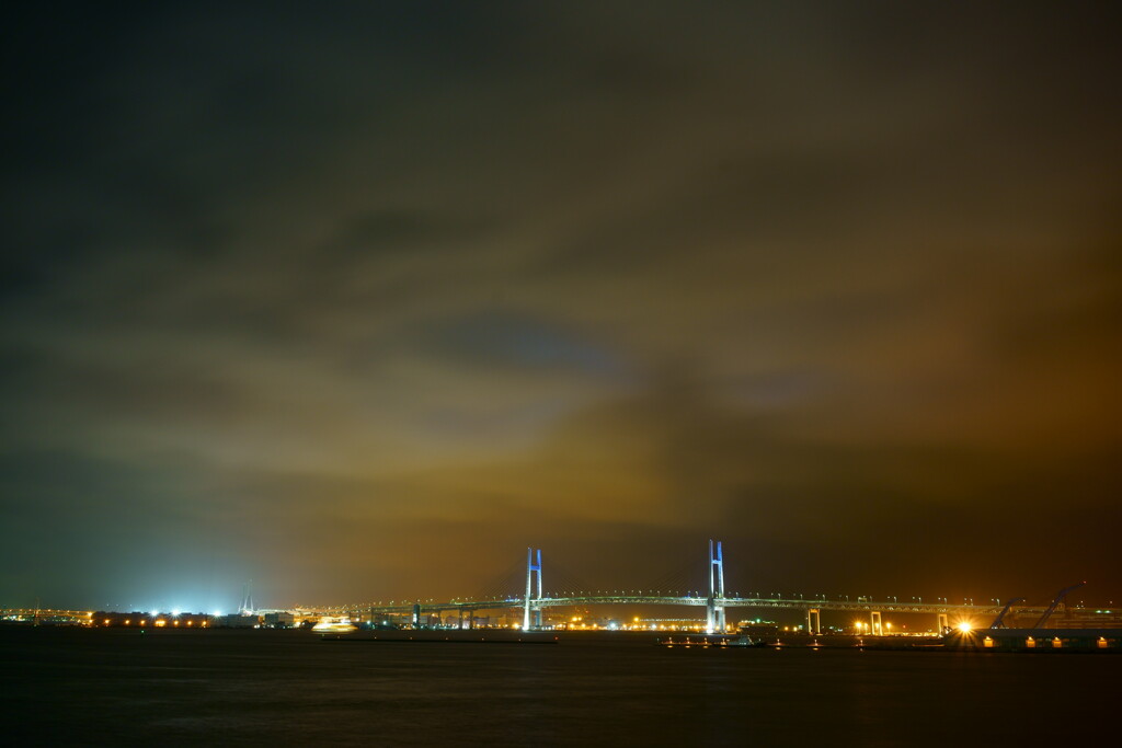 横浜ベイブリッジ