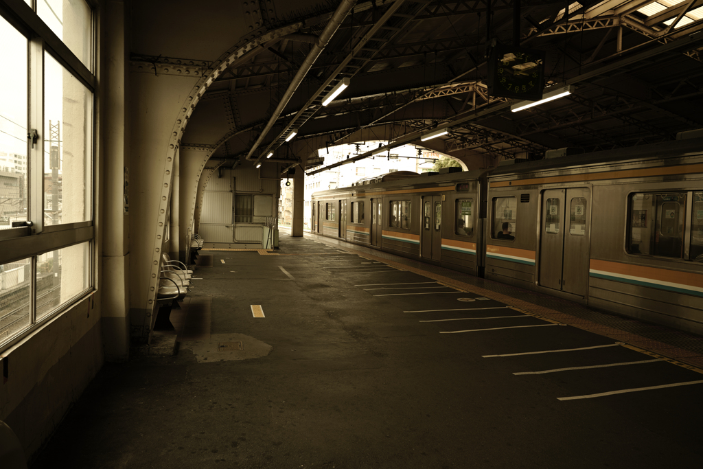 鶴見駅