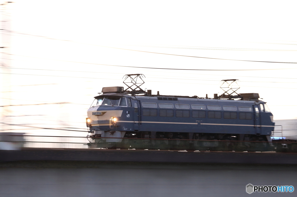 朝の多摩川