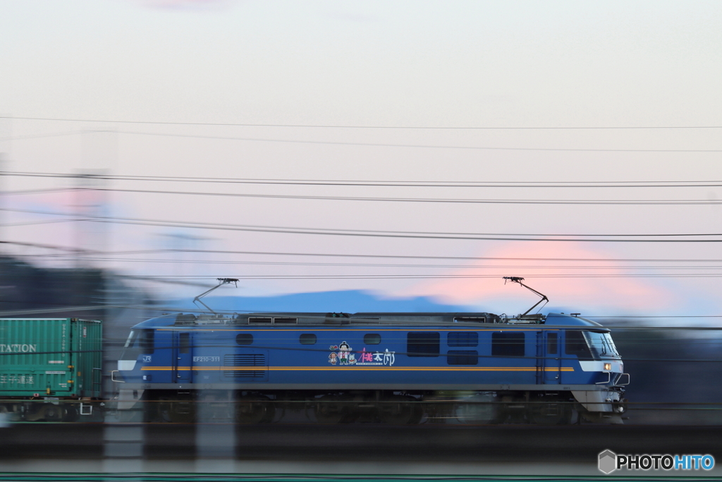 朝の多摩川