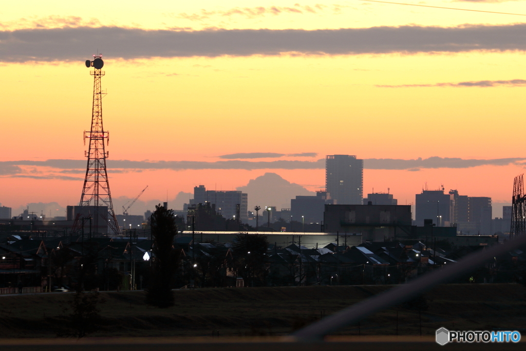 朝の多摩川