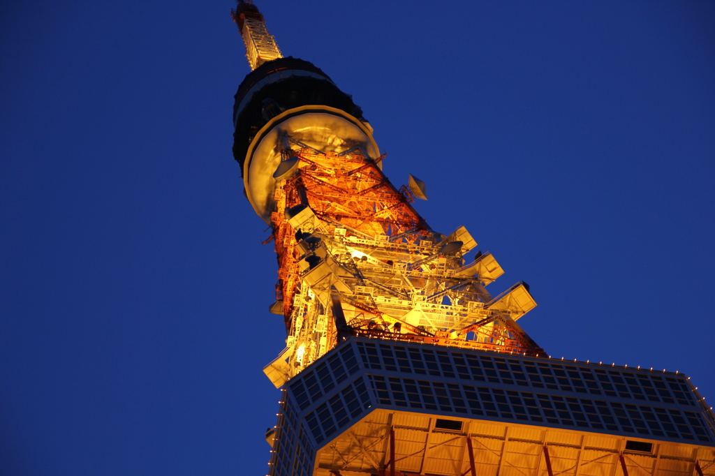 TOKYO TOWER