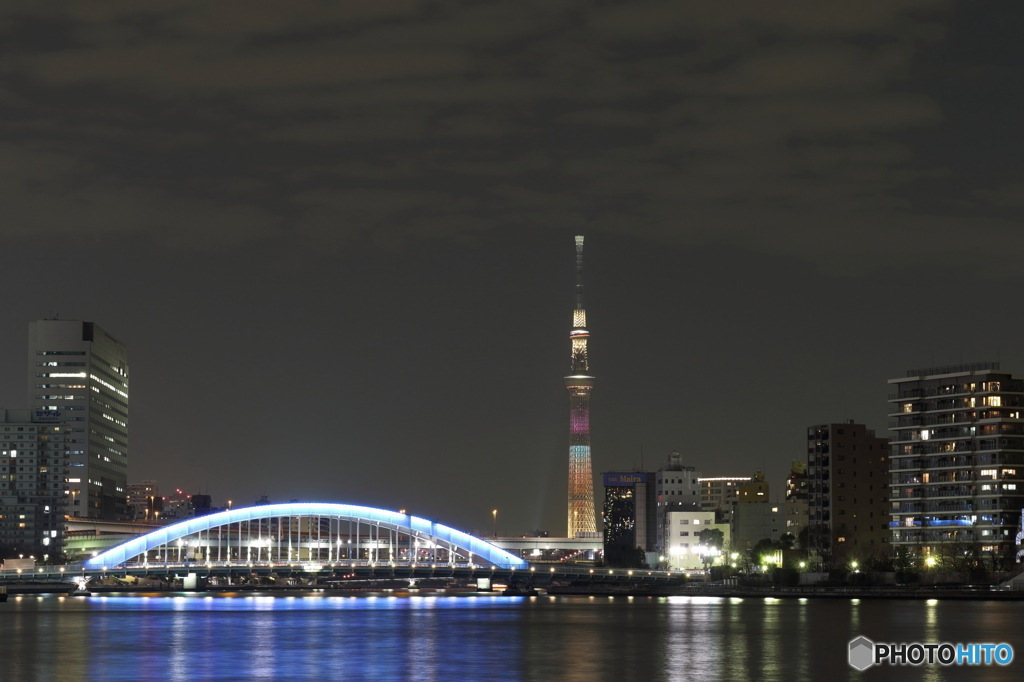 ウォーターフロント(夜景）