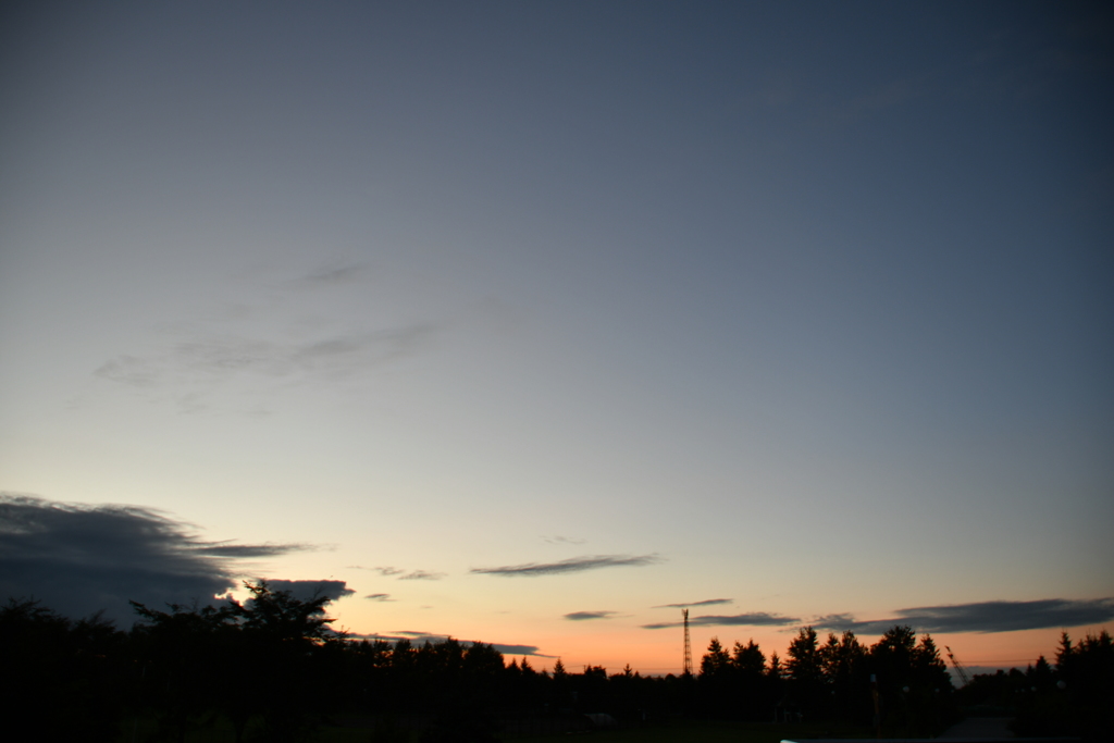 近隣公園の夕景