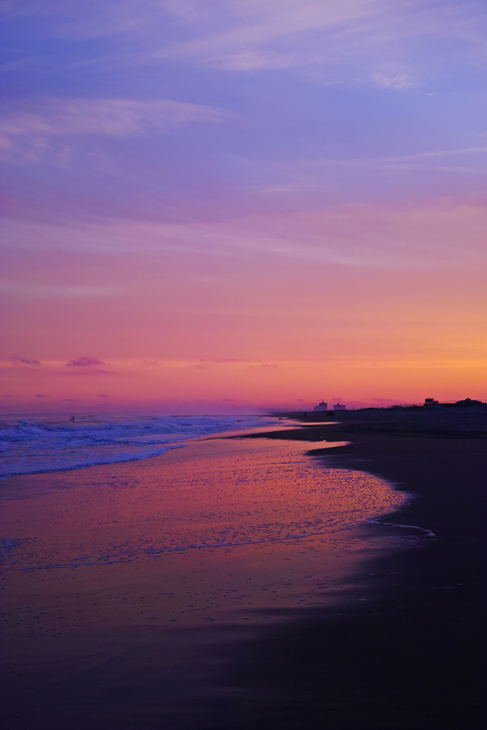 夕暮れの海岸