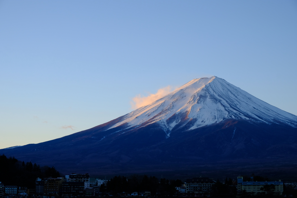朝富士