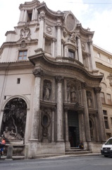 イタリア