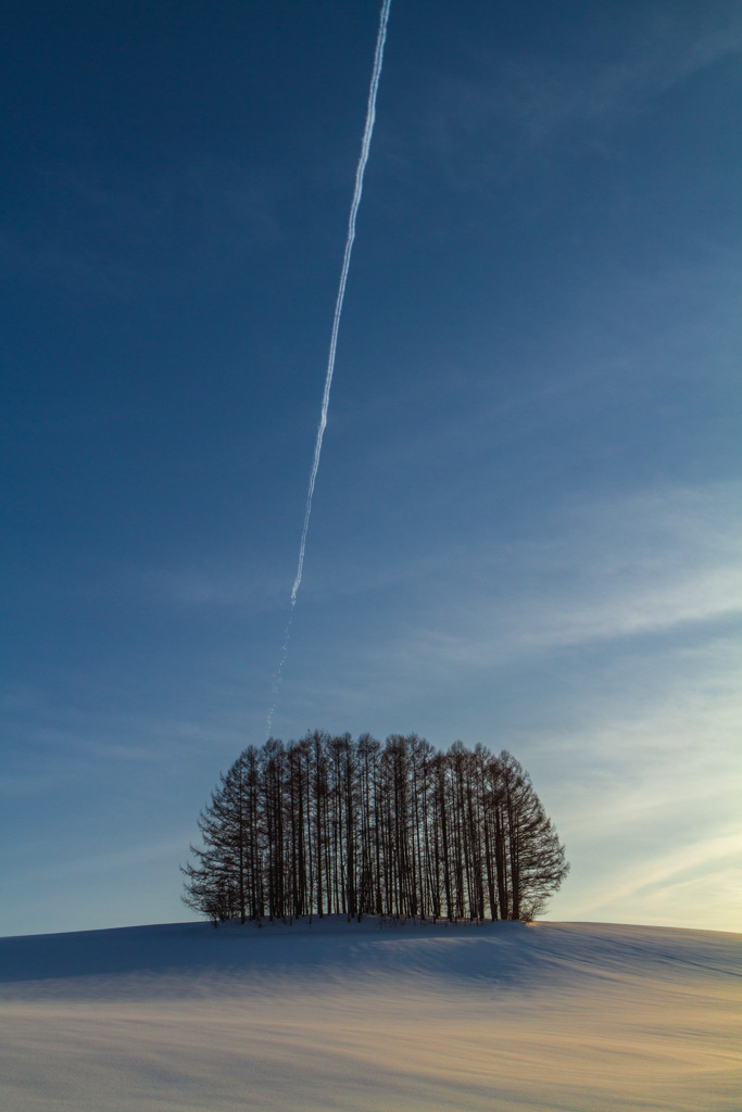 マイルドセブンに飛行機雲