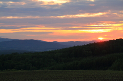 農村の夕景