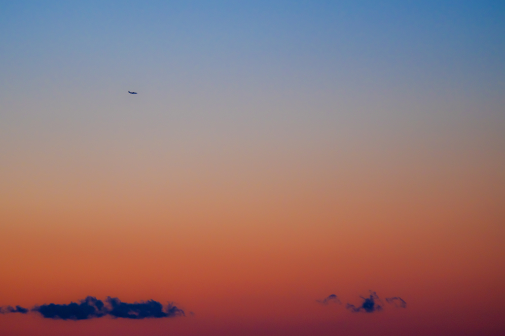 夕空飛行