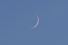 三日月