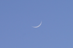 TODAY'S　MOON