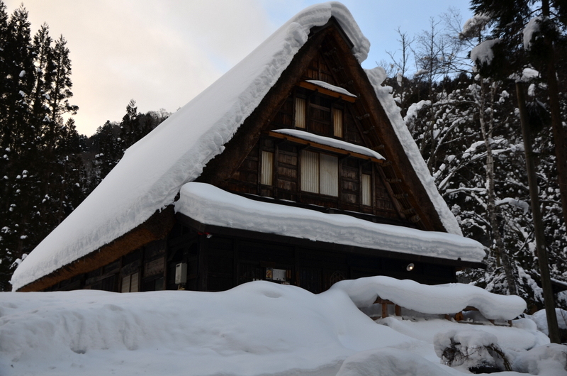 雪を背負って