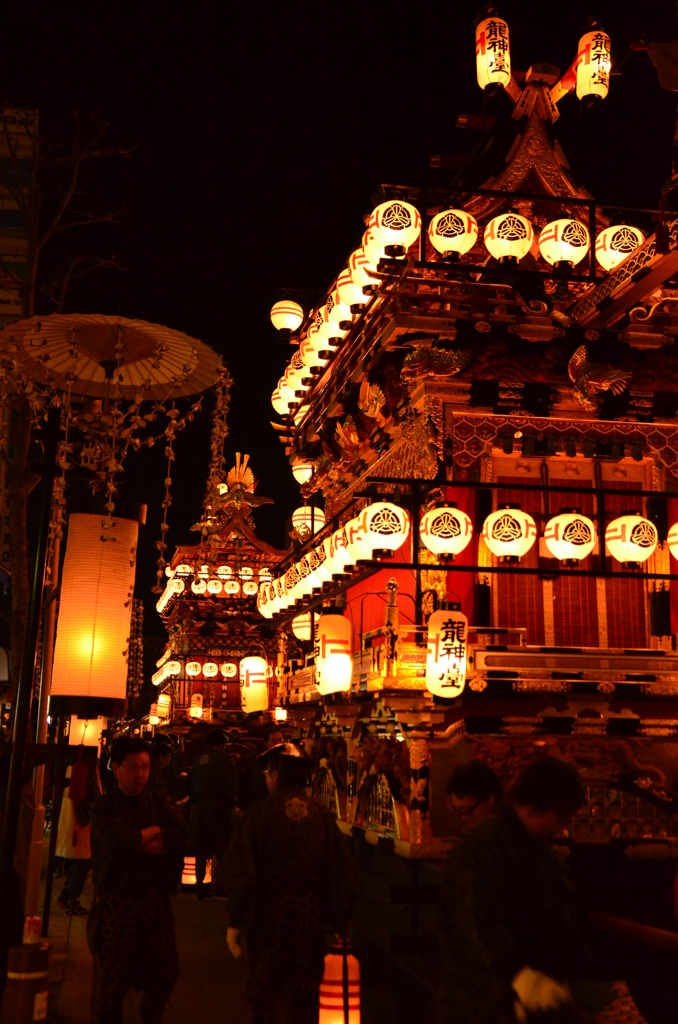 曳き揃え－高山祭
