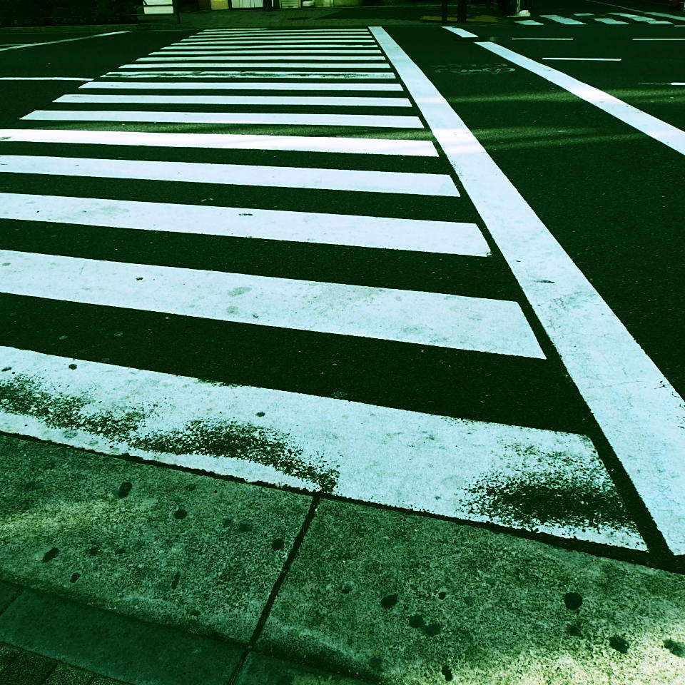 向こう岸へ
