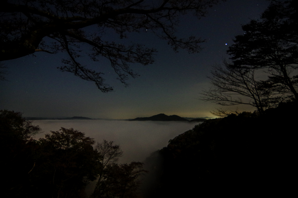 茂木町　鎌倉山の雲海（AM0：00）