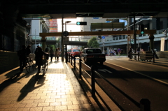 高架下