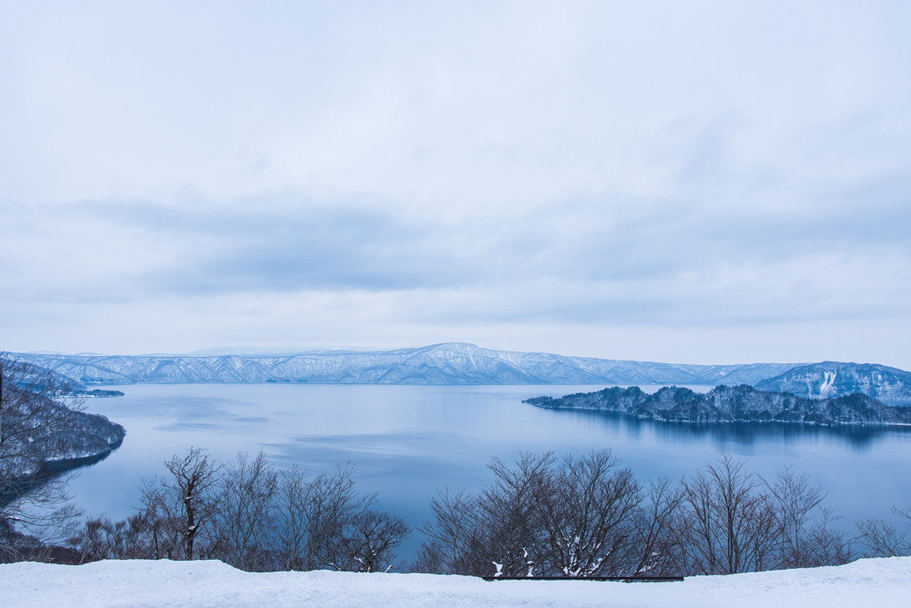 冬の十和田湖
