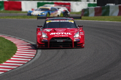 NISMO MOTUL AUTECH GT-R