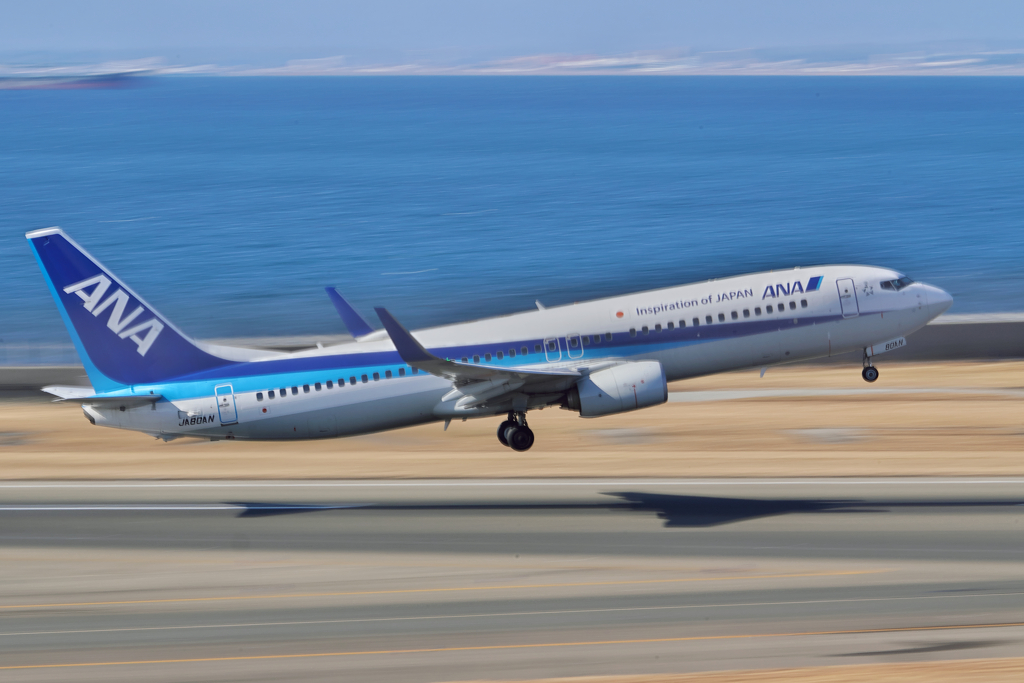 ANA TAKE OFF