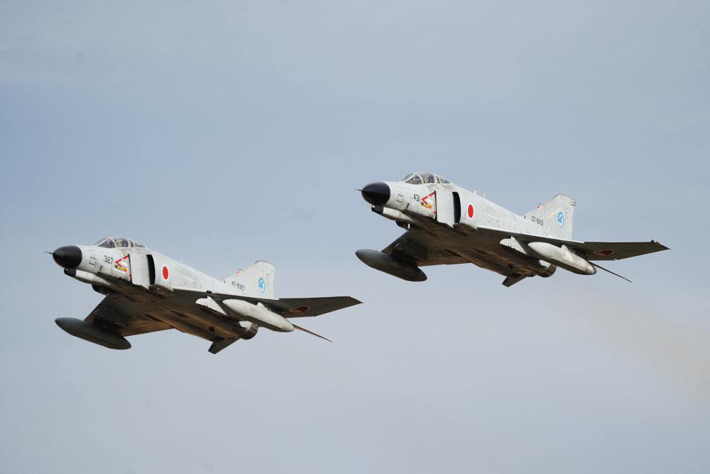 F-4