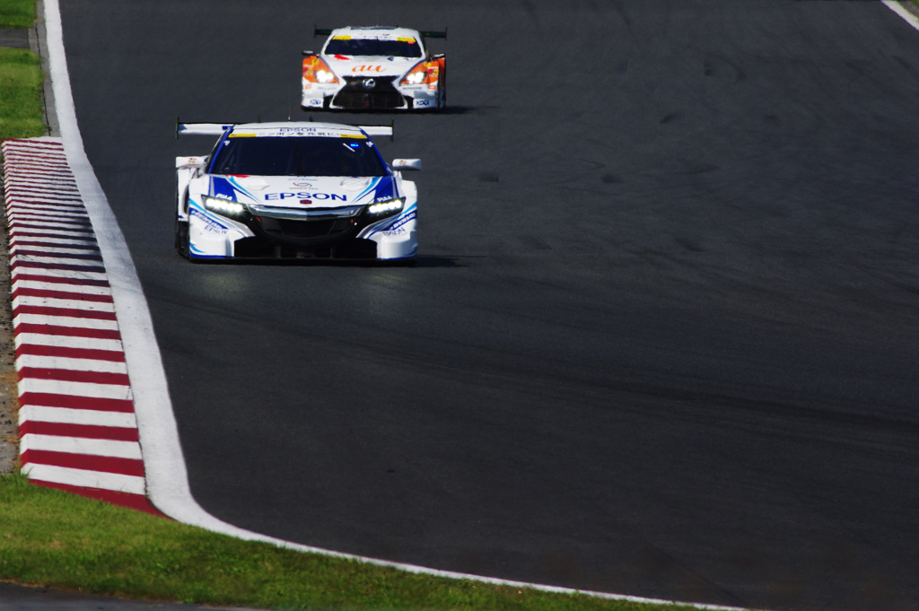 SUPER GT R5　EPSON　vs　au