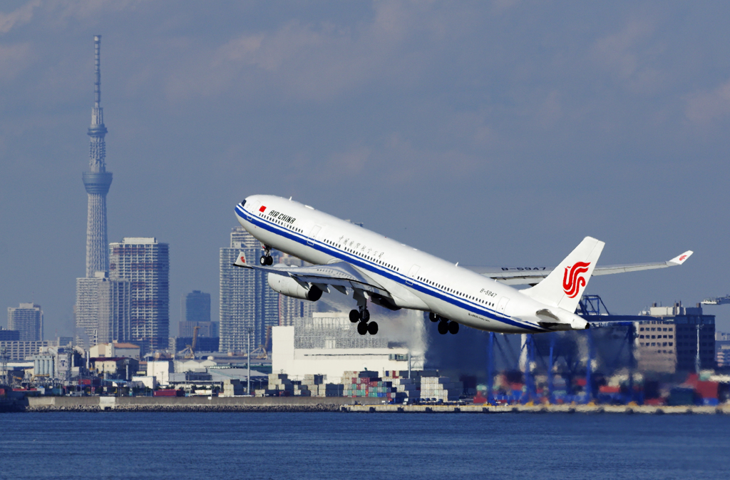 To the sky AIR CHINA