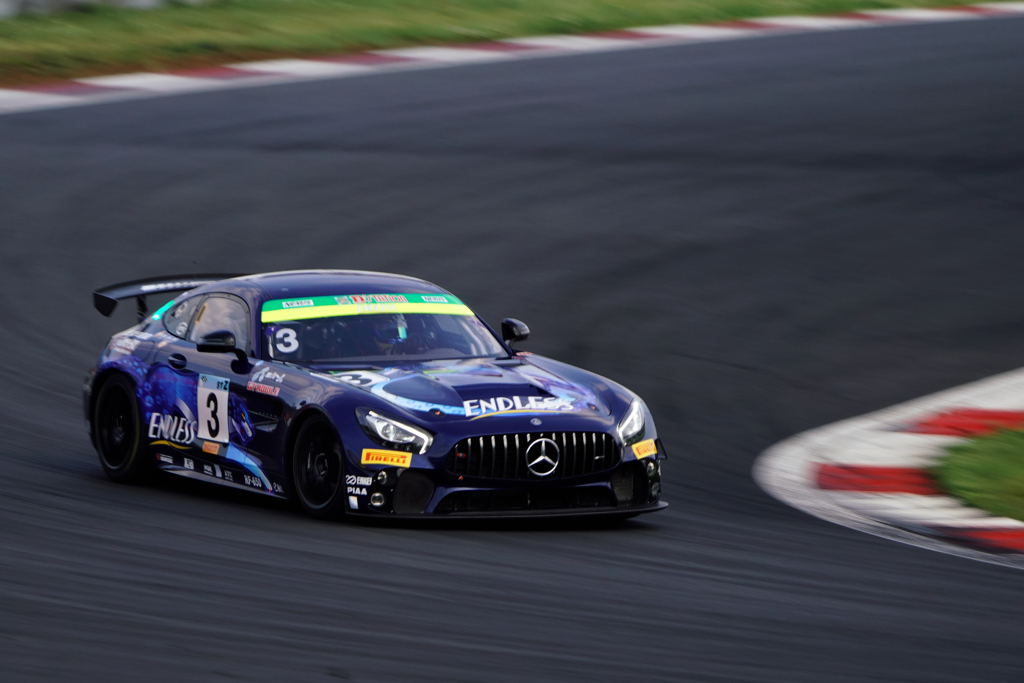 ST-Z クラス優勝！ENDLESS AMG GT4