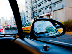 車