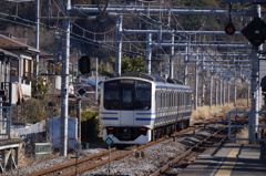 横須賀線下り、田浦駅へ