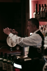 Barにて