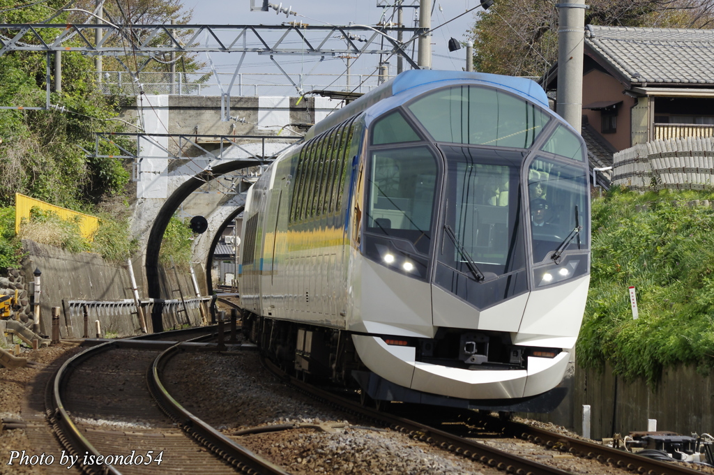 近鉄特急50000系「しまかぜ」