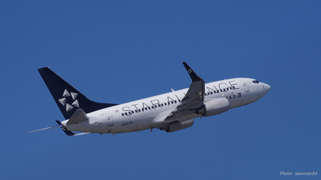 United　N13720