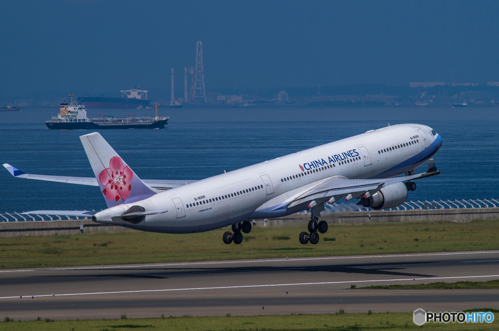 China Air　B-18309