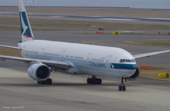 Cathay　B-HNH