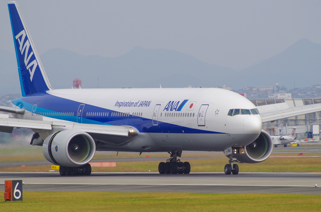 Boeing 777