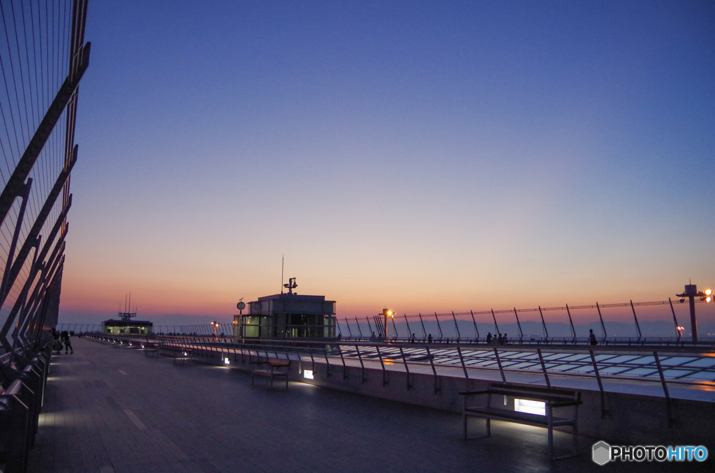 magic hour ①