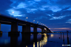 琵琶湖大橋　夜明け前
