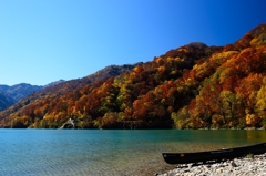 秋の白水湖２