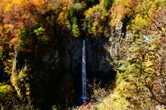 白水の滝　紅葉２