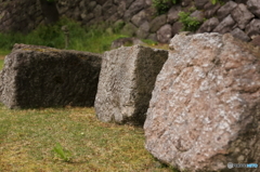 金沢城の石垣に使われた石