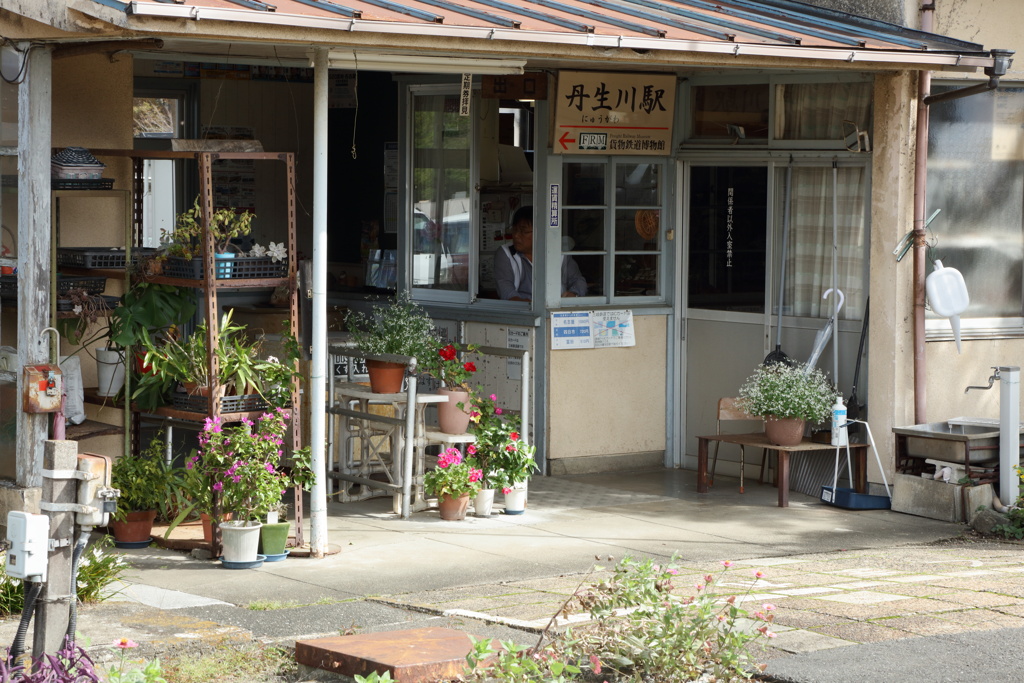 ローカル線の駅