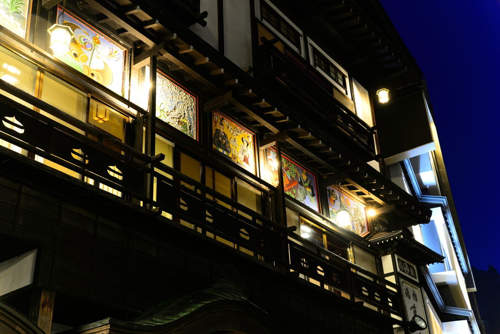 銀山温泉