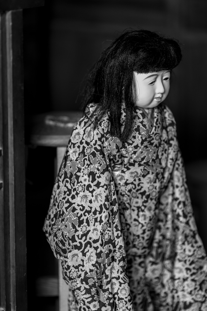 暗い顔