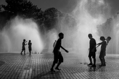 Fountain play