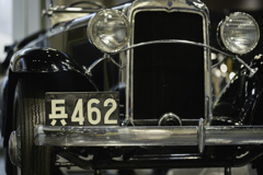 軍用車両